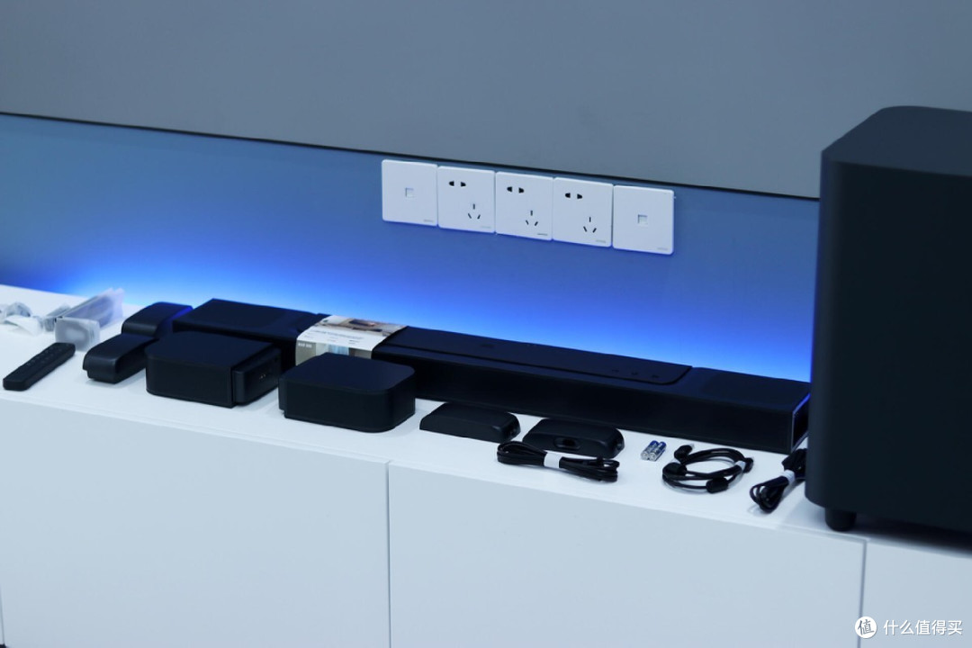 无线环绕声!720W大功率造就顶级音效体验:这款JBL Bar 800满意了