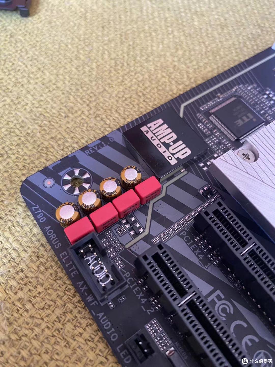DDR5内存8200频率读取速度116GB每秒延迟41NS,Z790雪雕傻瓜到底