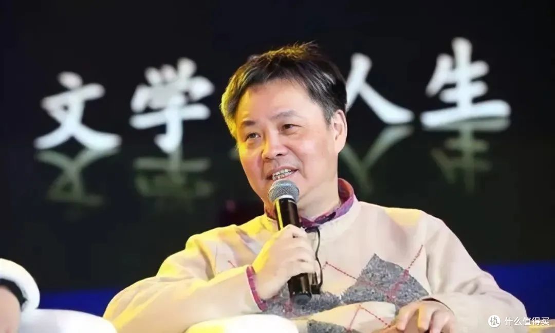 十个关键词告诉你,有趣的“书呆子”都在看什么