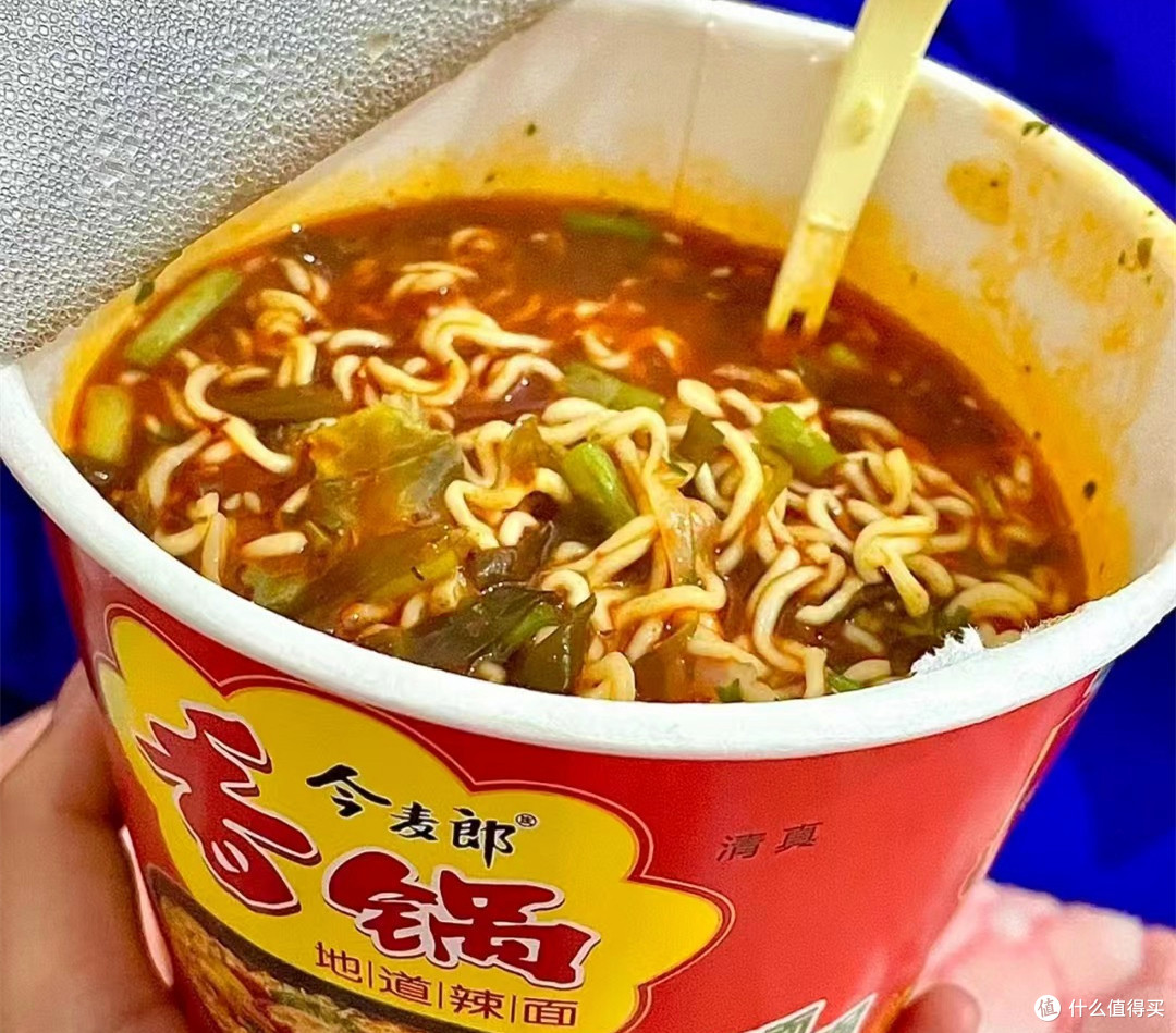6款口碑超好的桶装方便面,五一出游用的上,面筋道,料包香