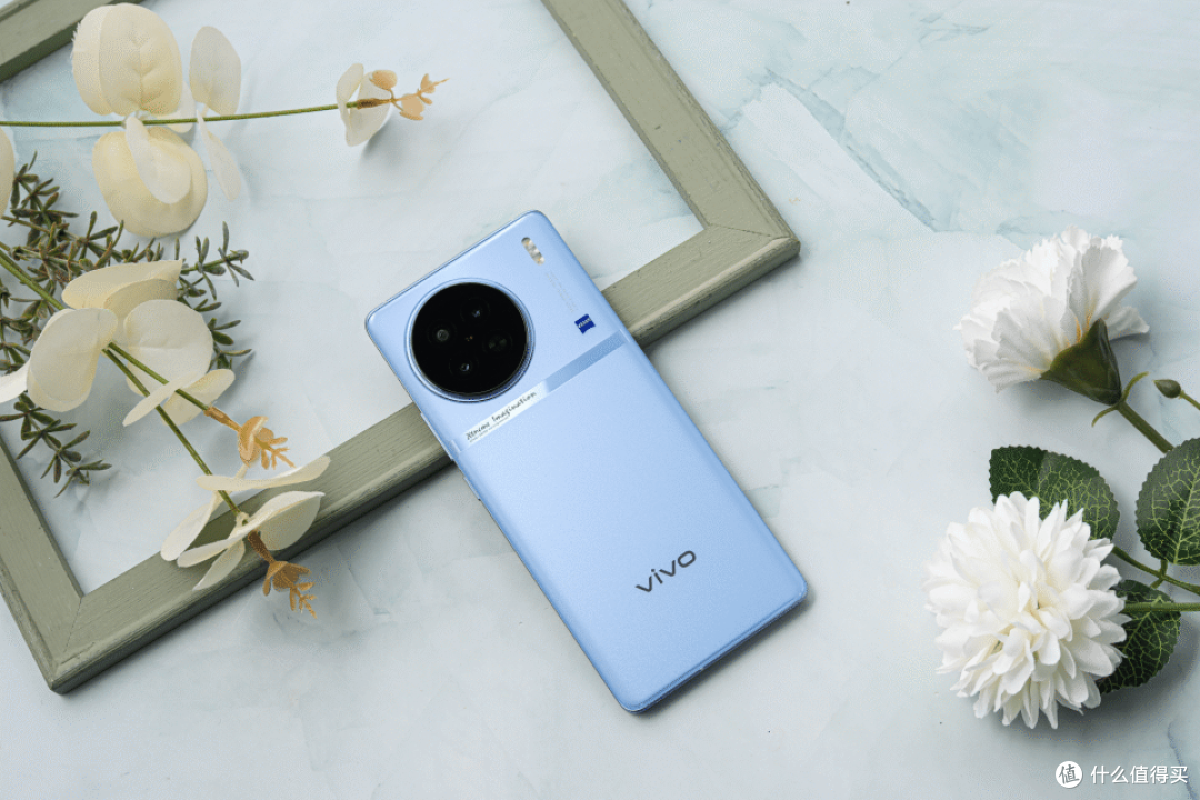 vivo x90的屏幕画质非常出色.