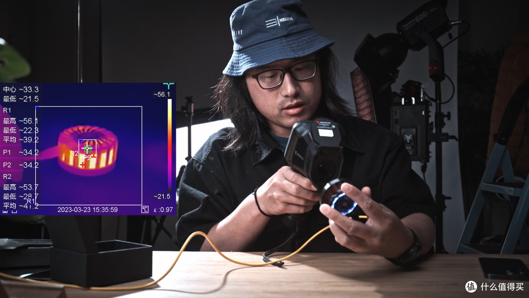 红魔磁吸散热器4pro 开箱，降温效果很明显啊