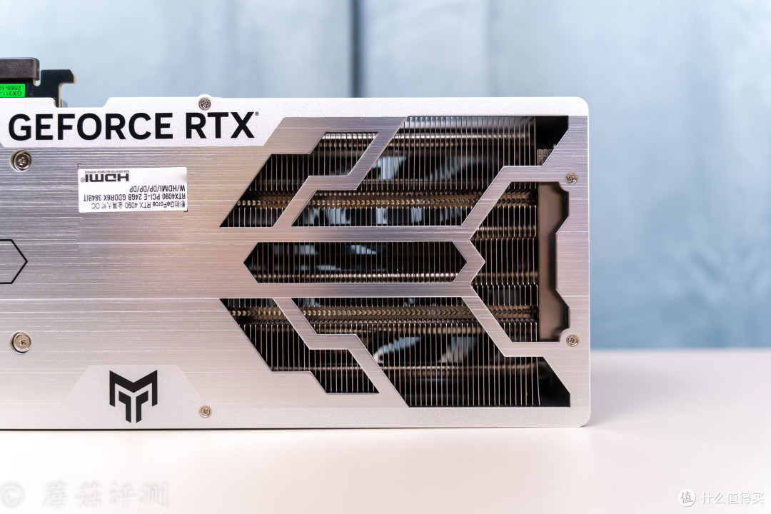无光低调，金属质感爆棚，影驰RTX4090金属大师OC显卡 评测