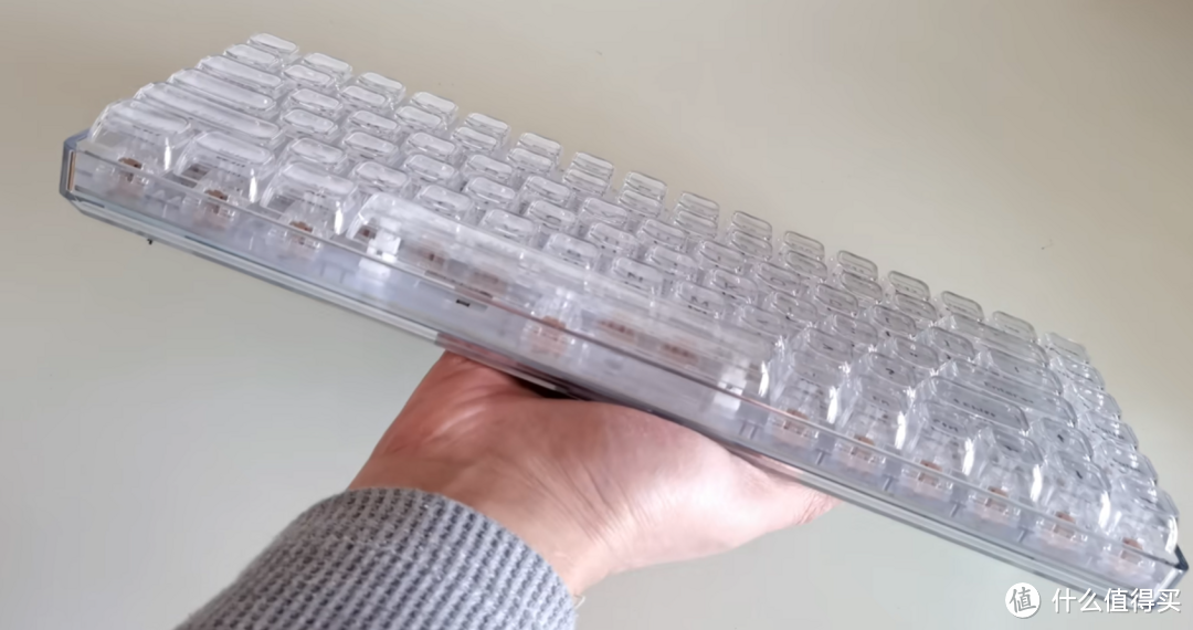 完美水晶透明键盘 新盟 X84 定义光污染标准