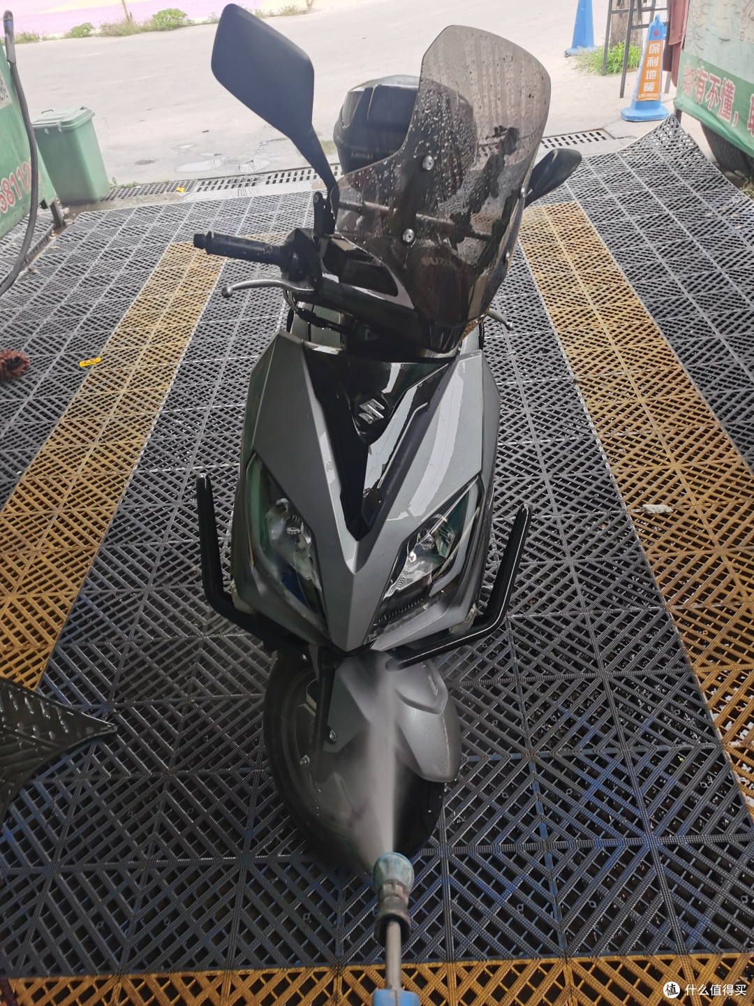 脸冲一冲