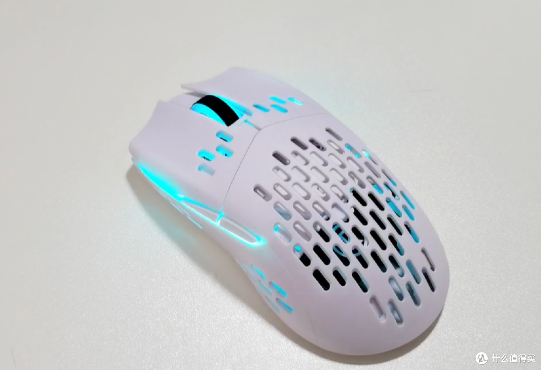 26000DPI RGB 轻量级三模鼠标 3395传感器 渴创Keychron M1