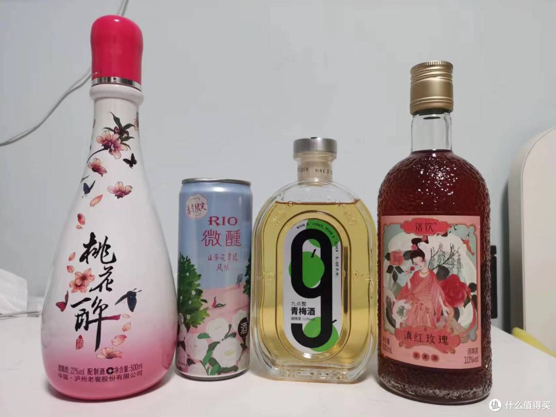 本次测评发来的四款酒品全家福