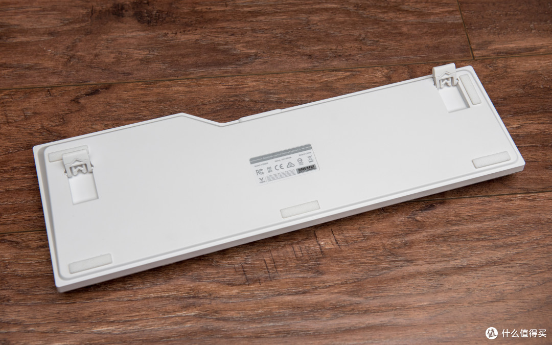 轴体随心换——雷柏v700diy rgb机械键盘开箱