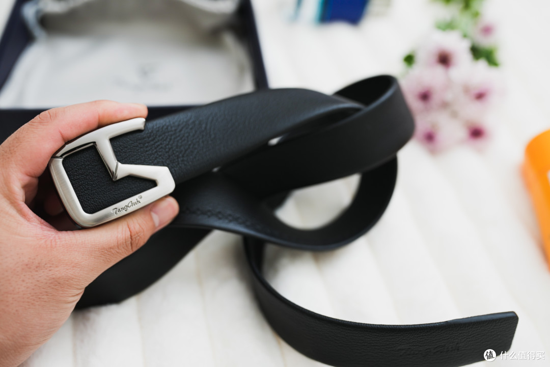 避免千篇一律！缓解撞腰带的尴尬~ 520男士皮带选购，TangGuh（倘歌）有哪些设计做工在线的款式推荐？