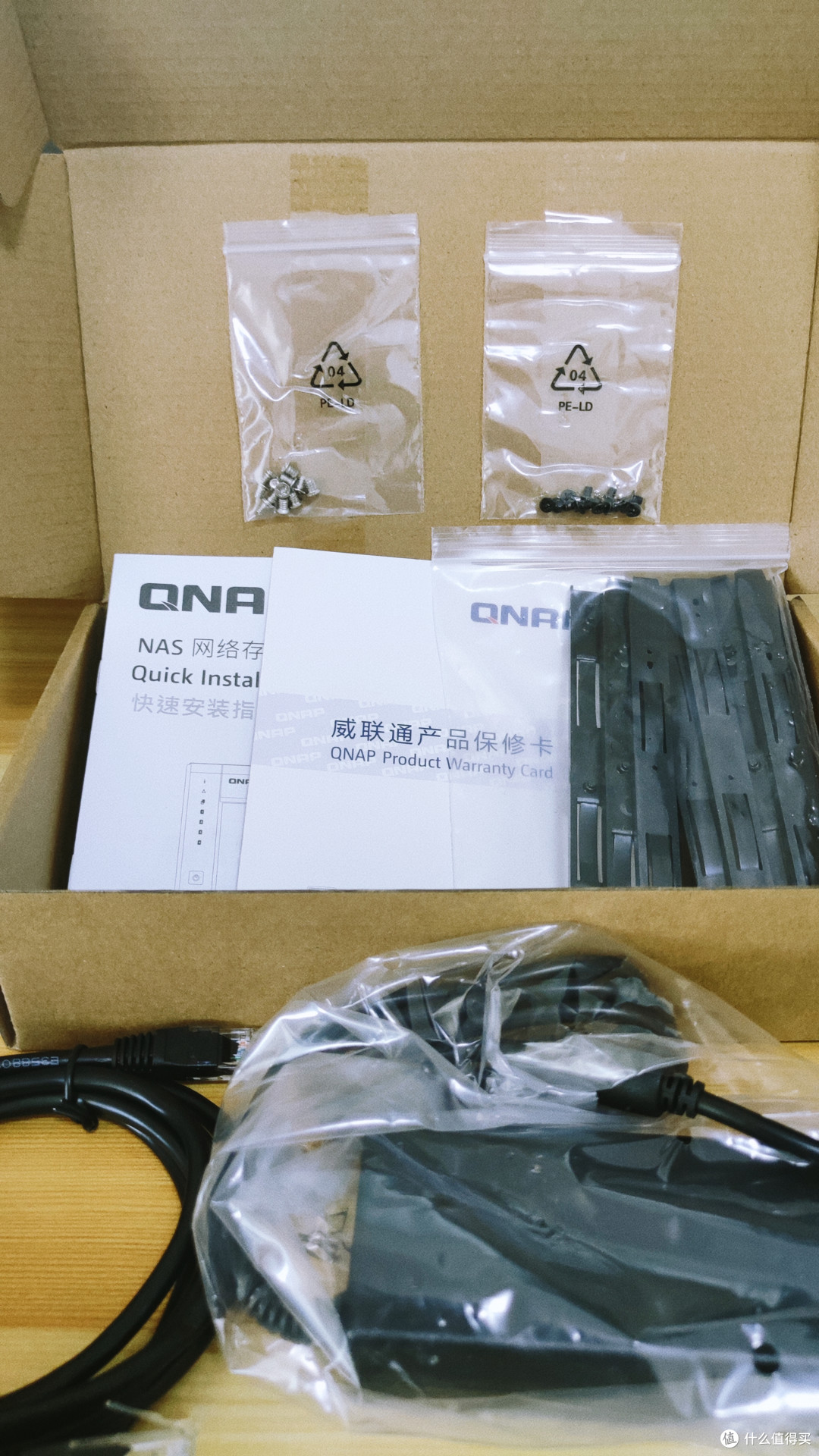 玩转NAS快速上手,我用亲身经历来告诉你有多简单!——威联通TS-416初体验