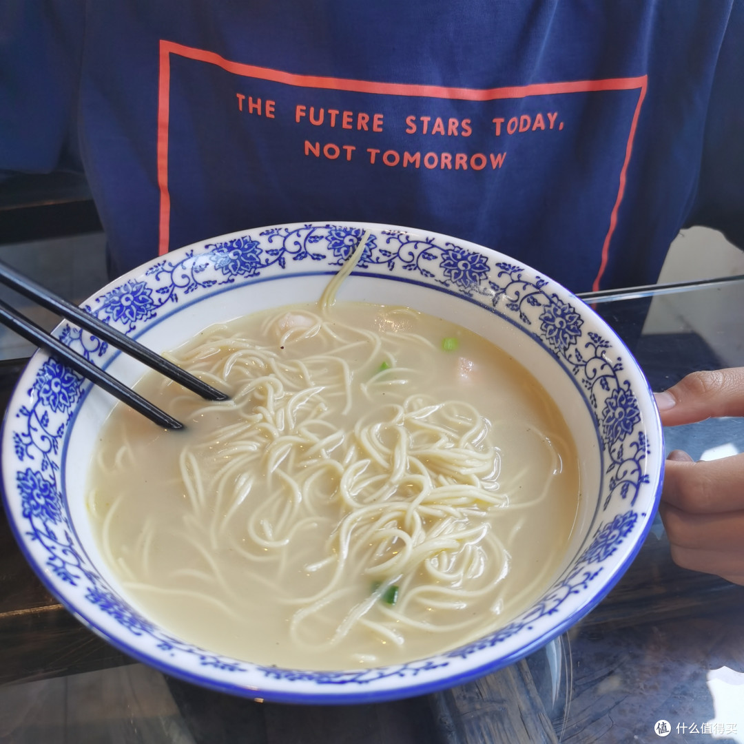 避开熙攘的人群,绕道周庄,闲逛锦溪古镇