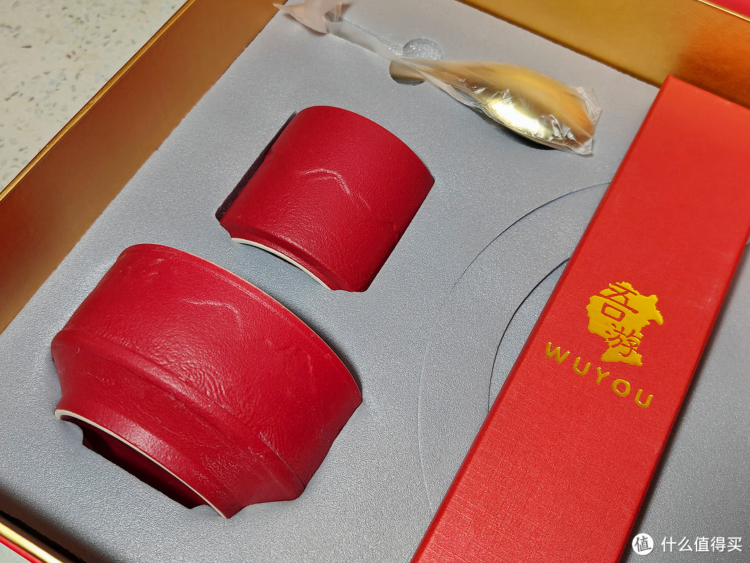 朋友结婚送什么?不妨考虑送一套精致餐具