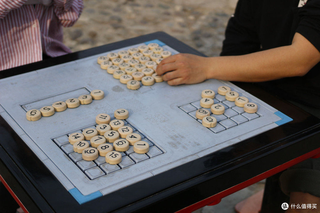 浪漫惬意!探秘北京凤凰岭景区山顶下棋观赏神秘云海