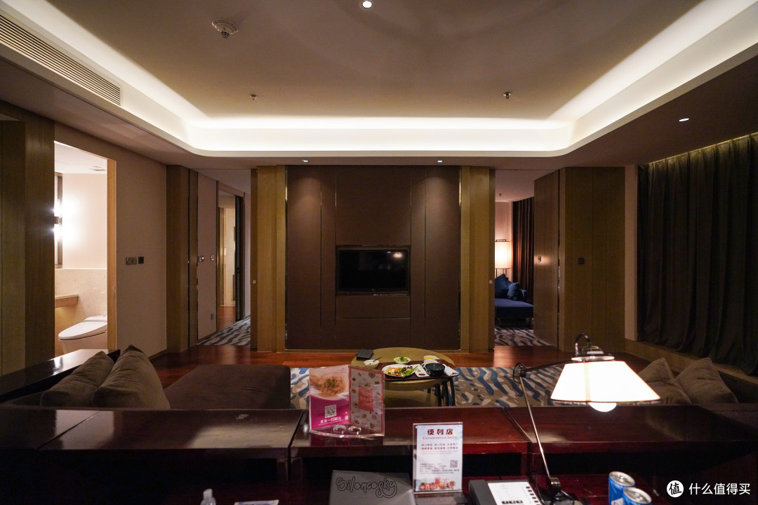 洲际会员在大连的居停之所~宾至如归的体育中心皇冠假日酒店 套房入住体验