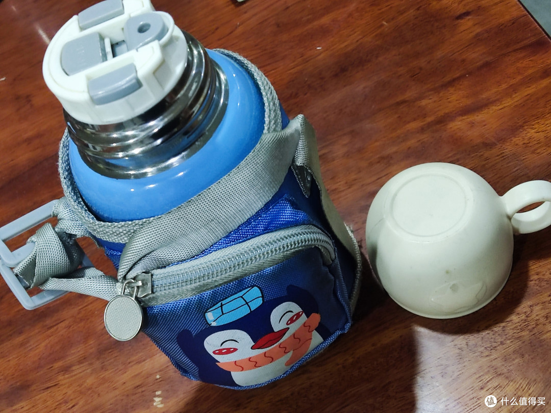每个孩子的必备品·保温杯