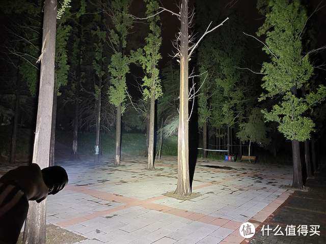 全能悍将,目之所及,皆为光明!Fenix LR40R V2.0强光搜索手电首测体验