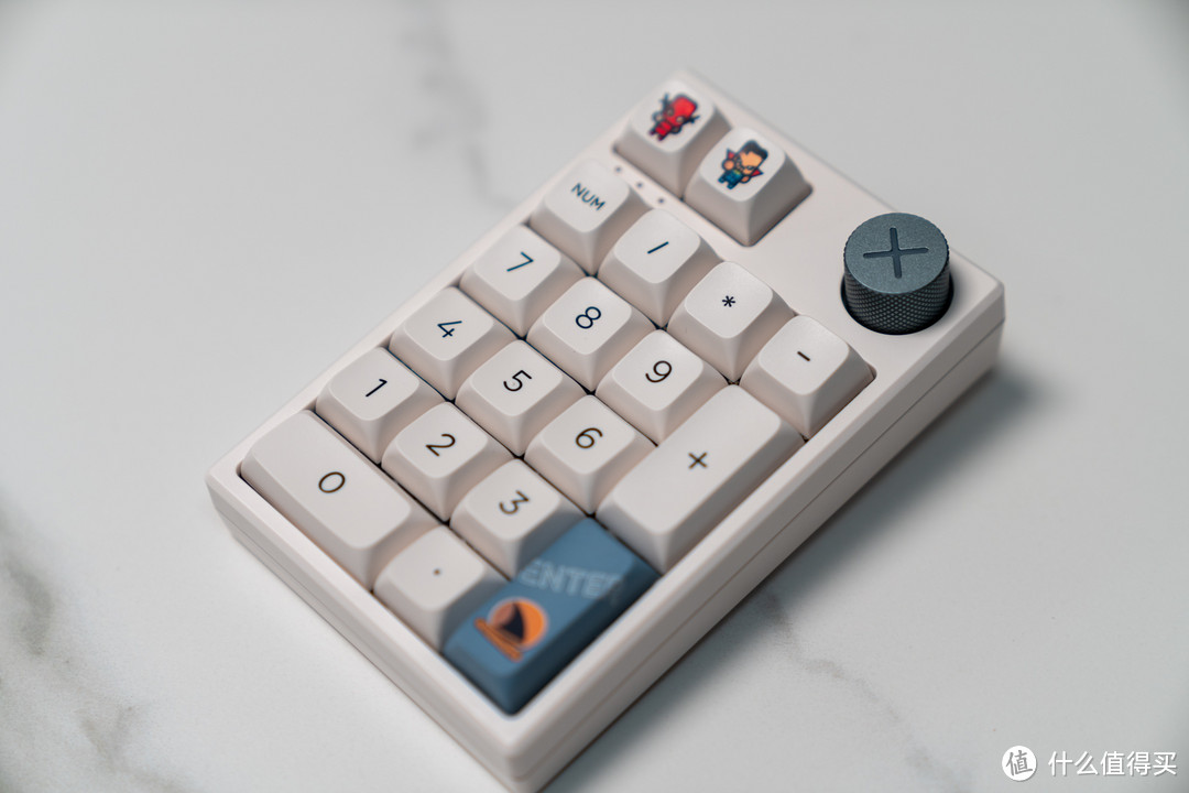 达摩鲨 K3 Pro小键盘，花里胡哨不好用的小键盘