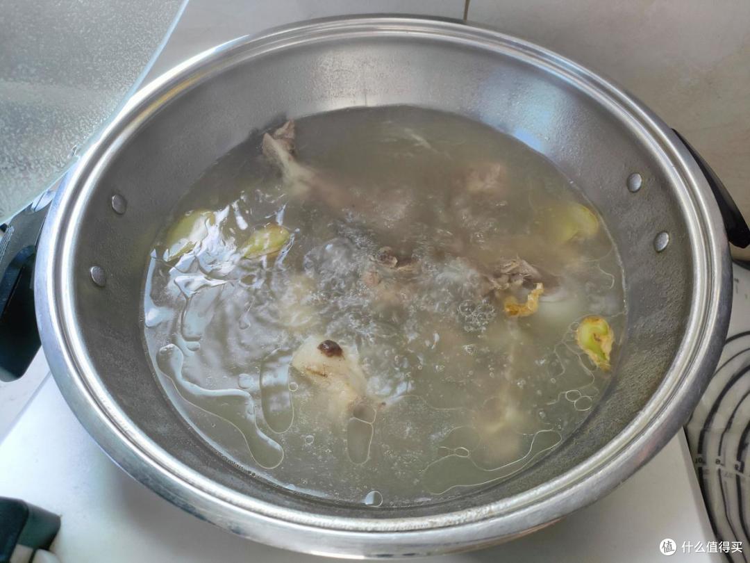 老两口的早餐就2样，却是偷师星级酒店大厨，鲜美好吃香到爆