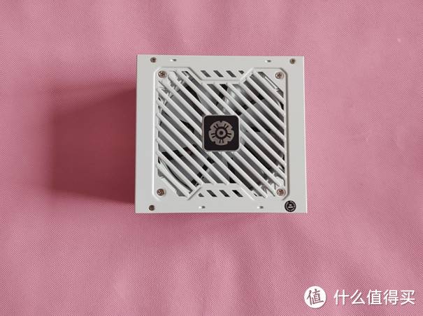 给你的远比想象的要多-安耐美GX1050DF白色自清洁ATX3.0电源评测