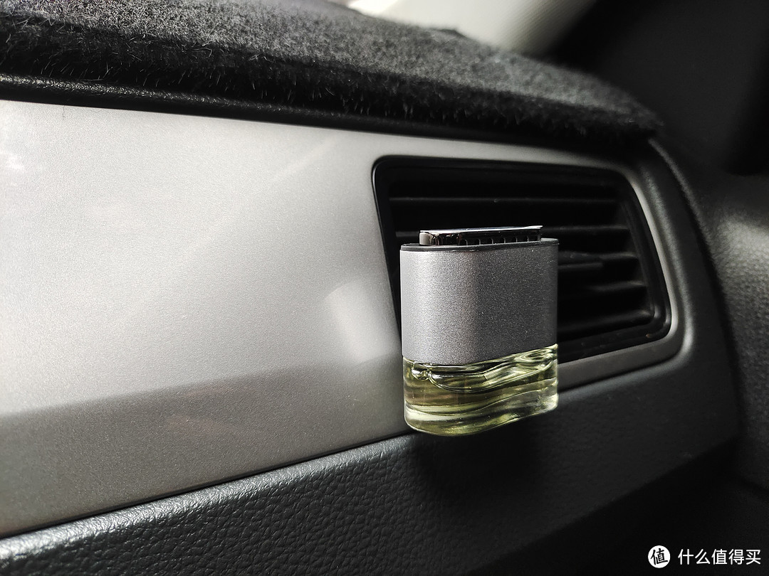 夏季来临，如何让你的车内空气清新飘香？---市售热门汽车香氛上手评测