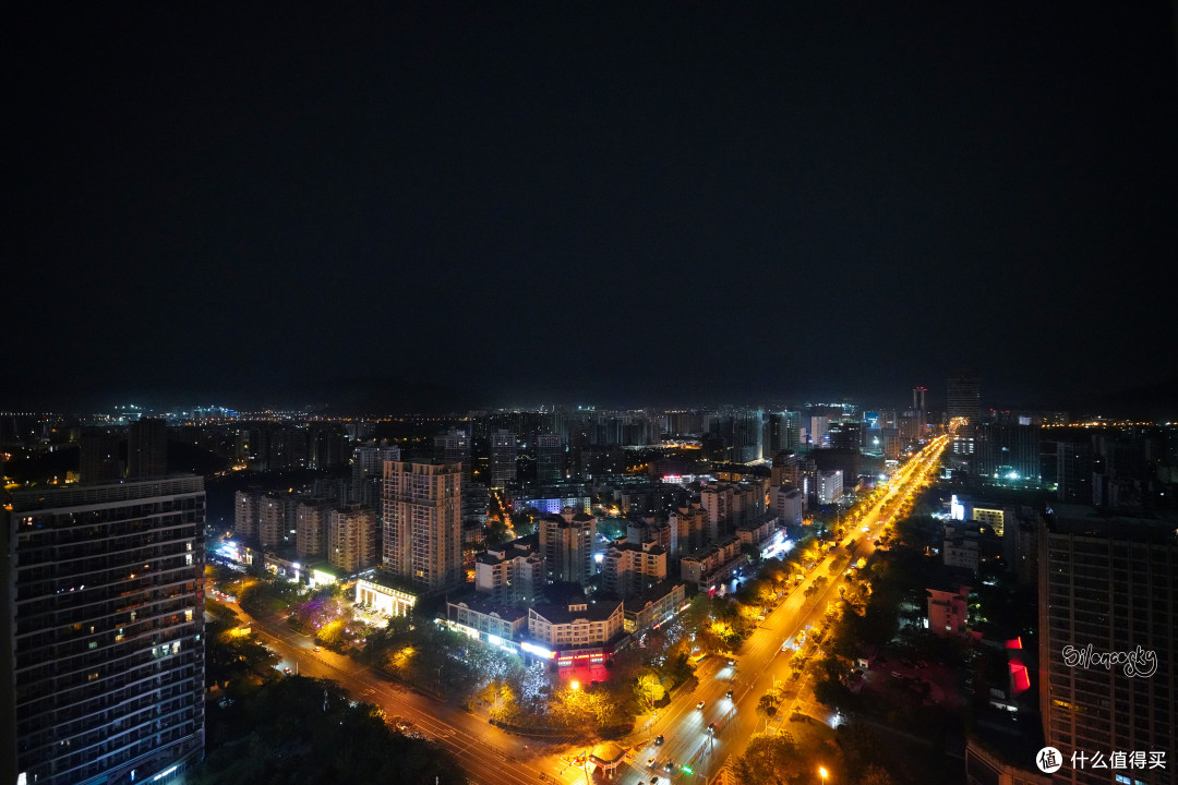 就爱高空酒店!三亚中转过渡之选:中心凯悦嘉轩酒店 大开间入住体验