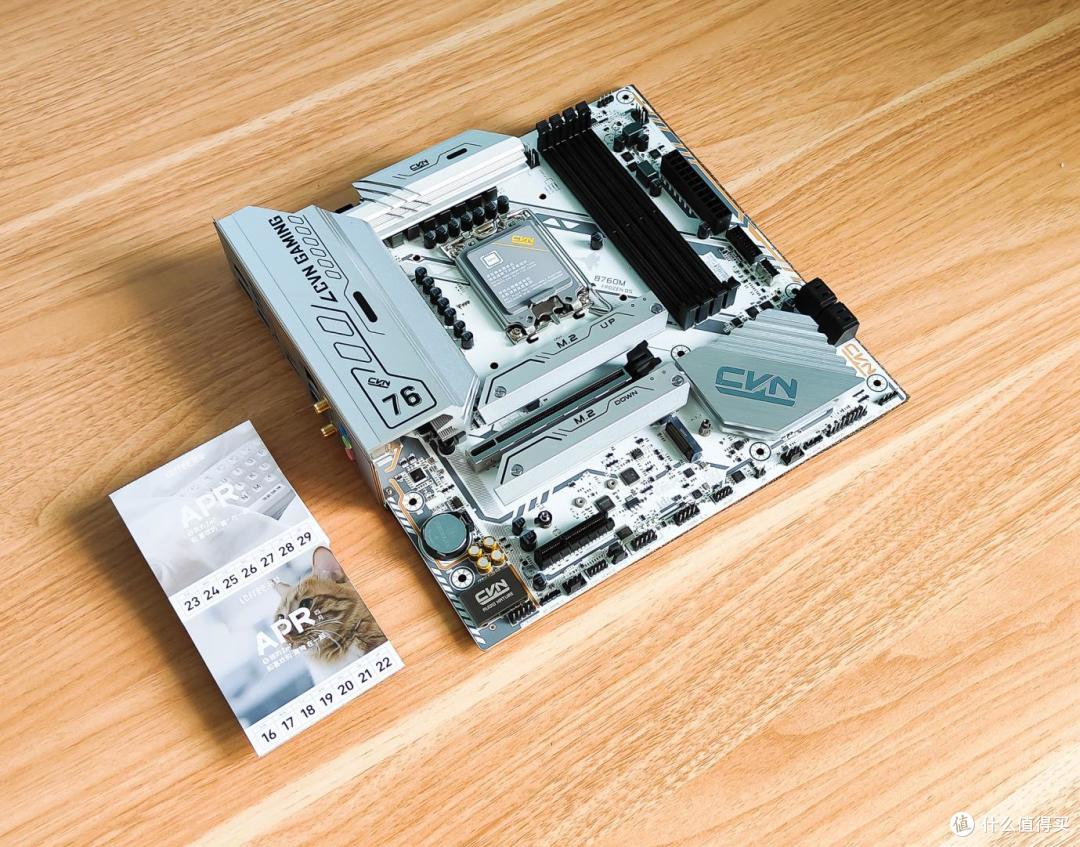 动漫二次元内存来了，白色主题福音，阿斯加特-ROG联名吹雪姬DDR5内存，战姬还是弱姬？