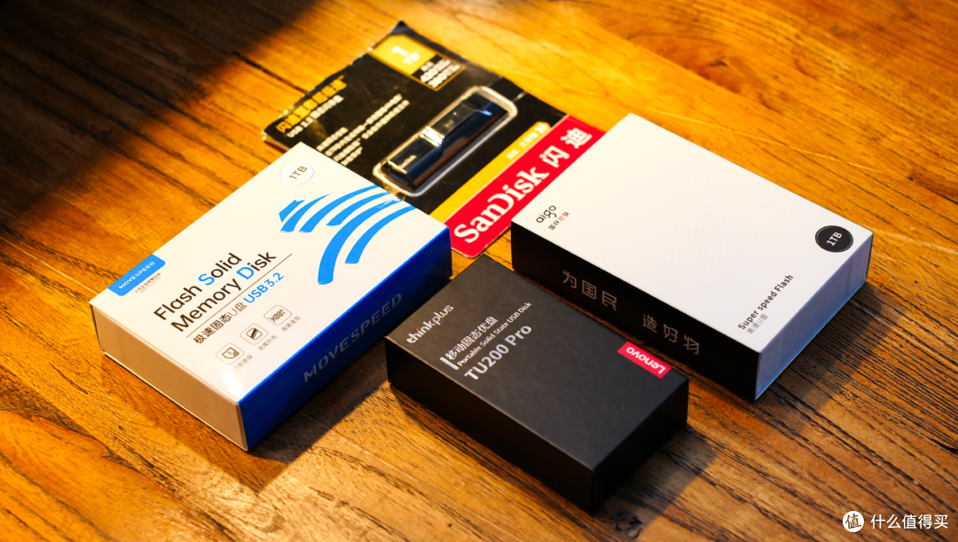 1T大容量固态U盘横评：超大文件+脏盘测试，还真有U盘不掉速？