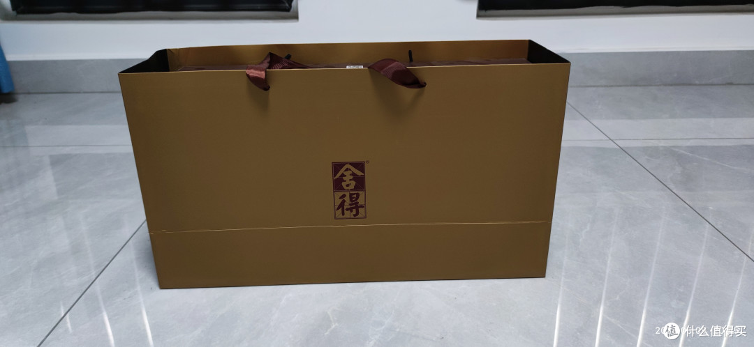 5月送礼么,就送两瓶白酒吧!