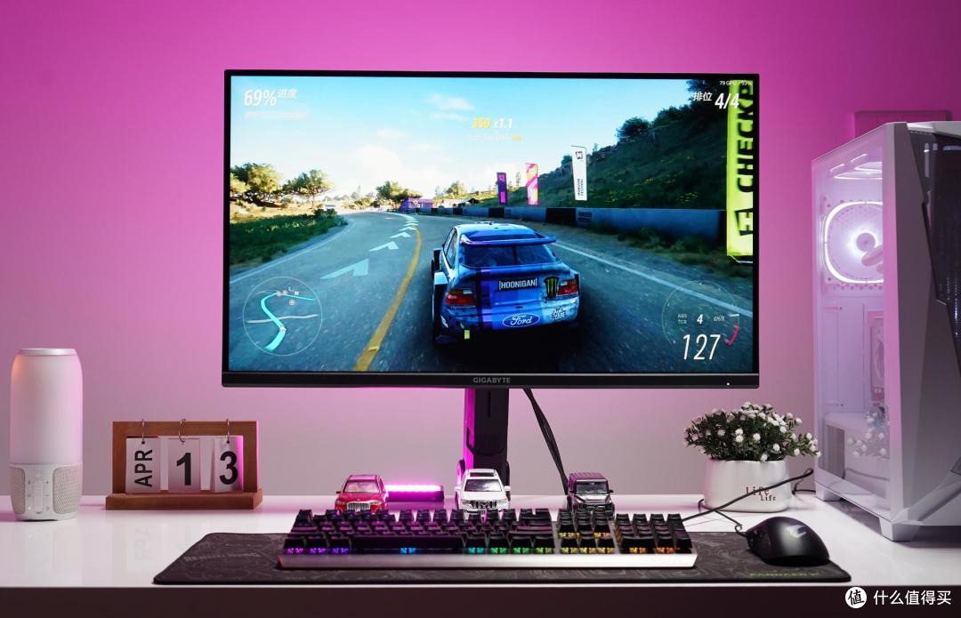 技嘉M32U AE悬臂版显示器评测:4K/144Hz,全能“变形金刚”