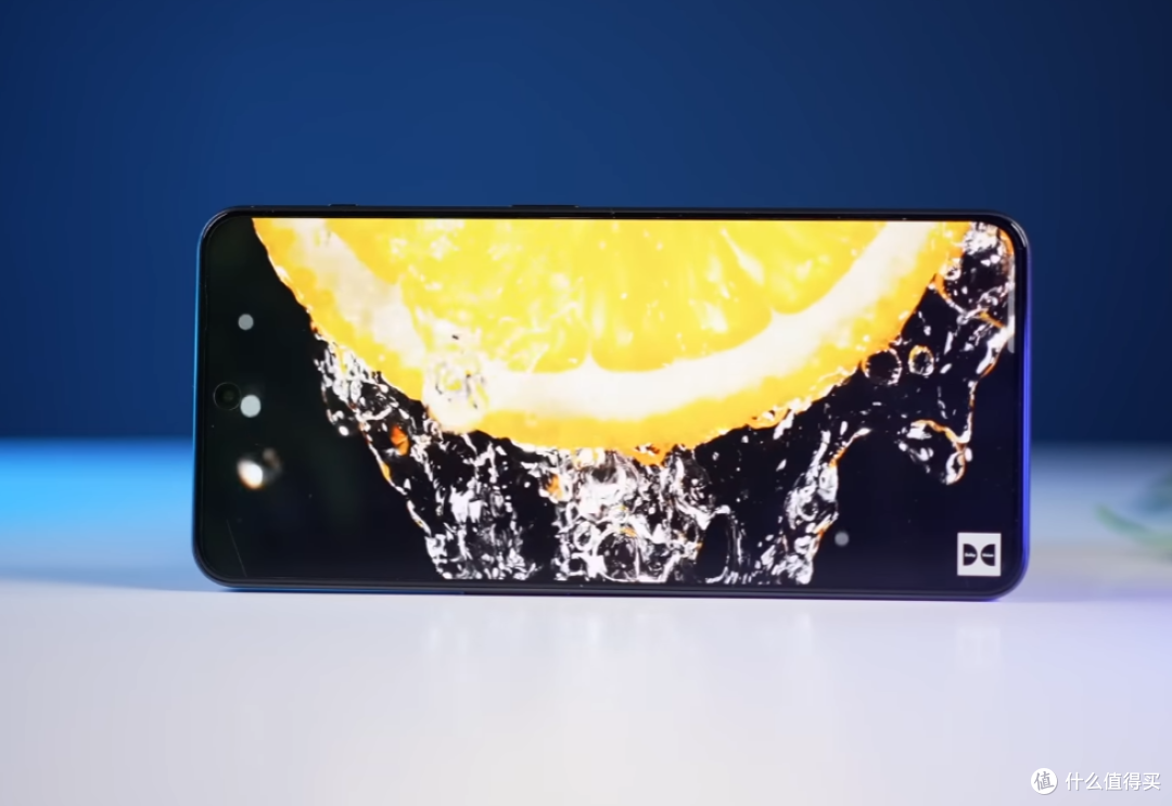天玑9000旗舰上市两个月,12GB+256GB跌至1998元:1.5K屏+5000mAh