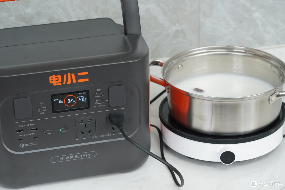 露营用电的保障--1度电以内的户外电源怎么选?热门产品正浩睿2Pro、电小二800Pro横评