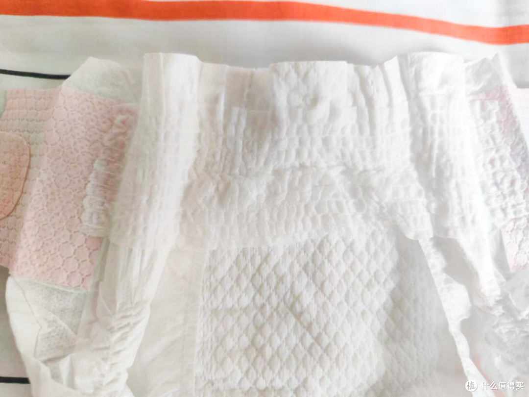 屁屁研究所——12款不同品牌的尿不湿（7款纸尿裤+5款拉拉裤）无广实测大横评