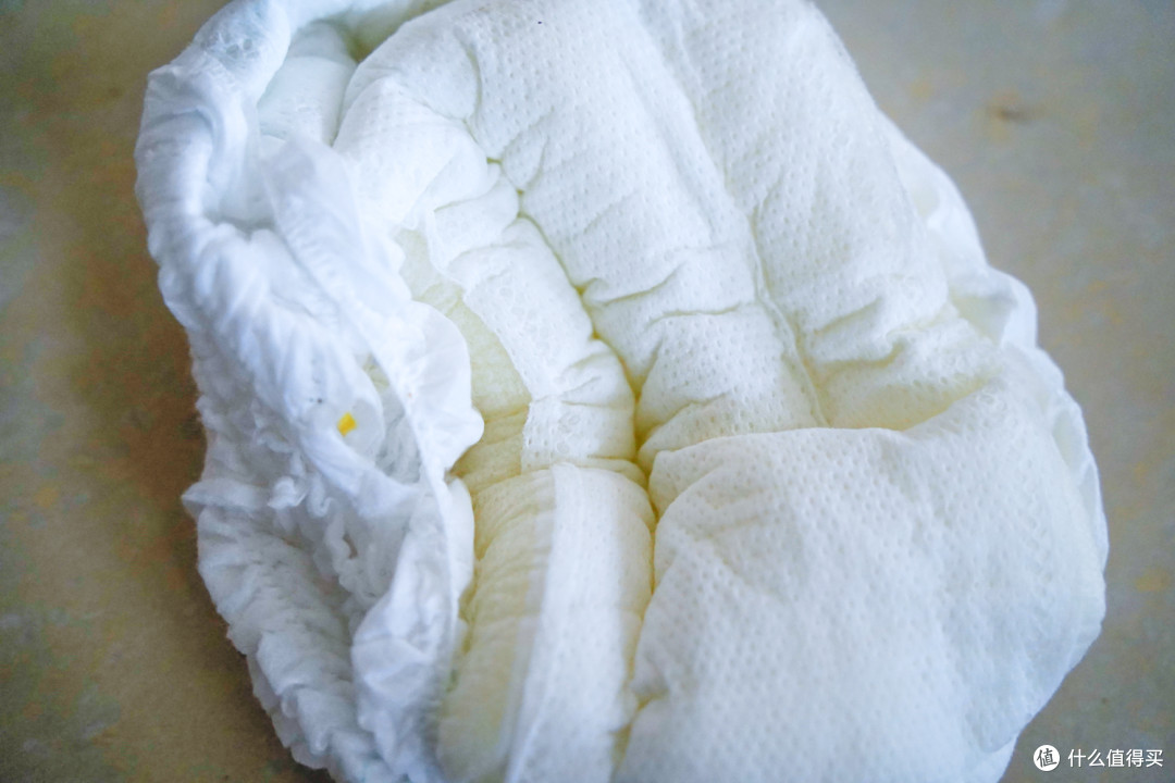 屁屁研究所——12款不同品牌的尿不湿（7款纸尿裤+5款拉拉裤）无广实测大横评