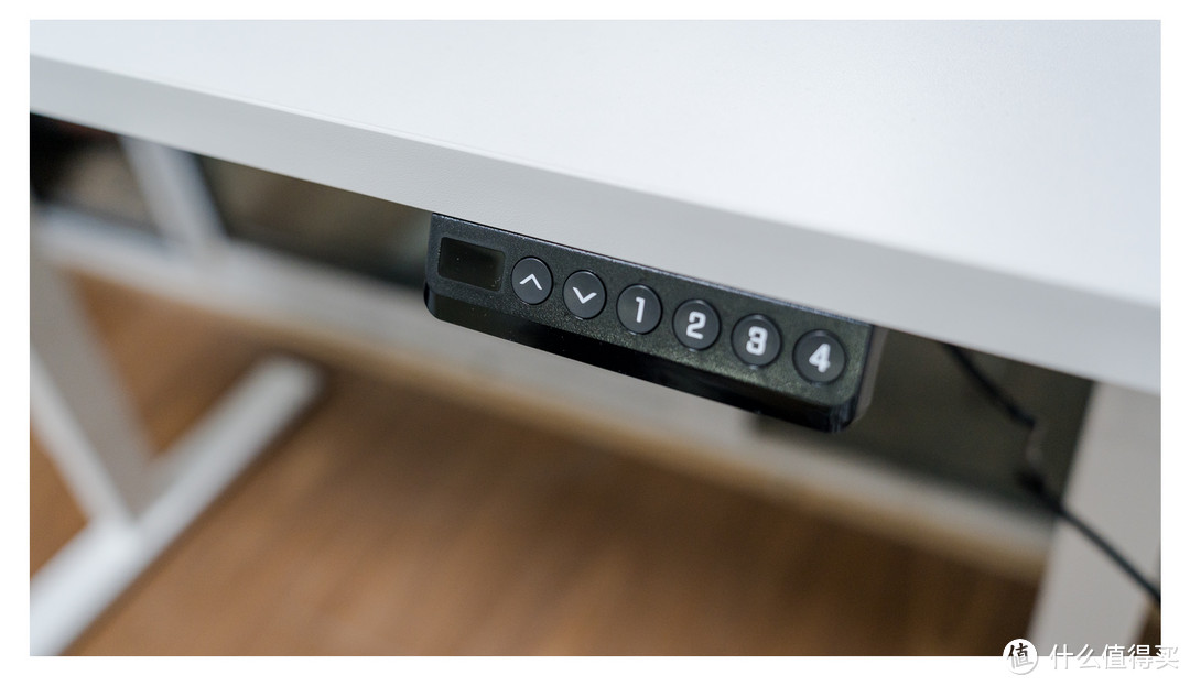 乐歌FS2电动升降桌：简约智能、高效且安全的办公利器