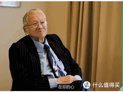 摄影大师:何藩