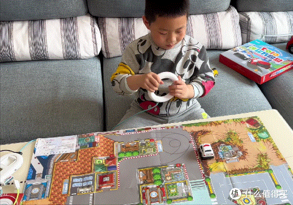玩出聪明大脑!STEAM玩具里的天花板——索尼toio,这款属于孩子的黑科技机器人太拉风了~