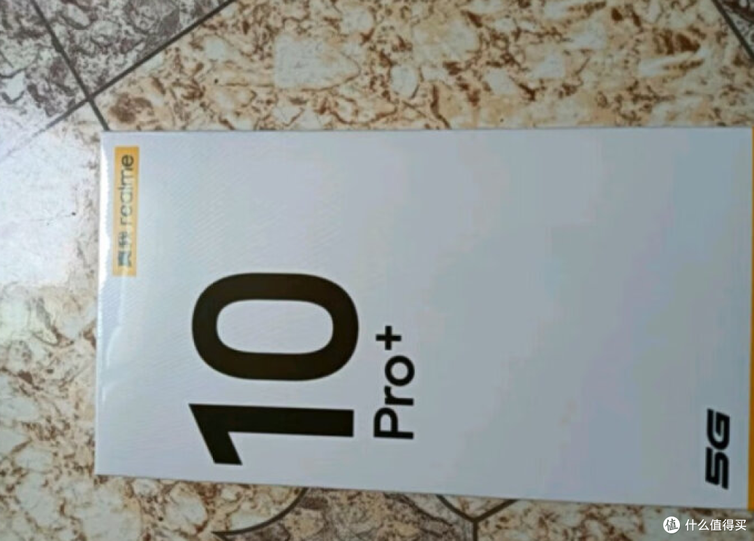 真我10 Pro+除了屏幕外，实际看点很少