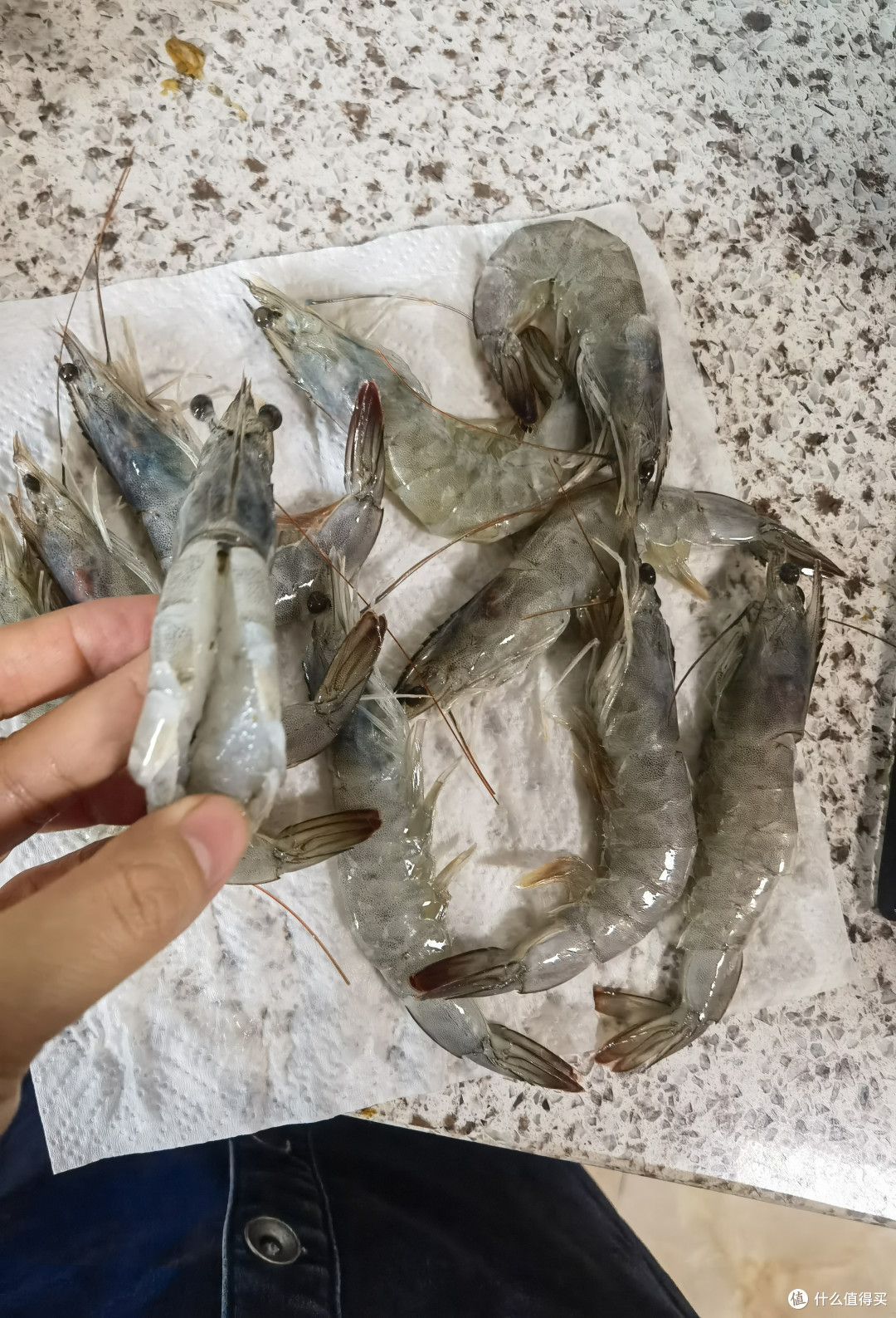 这么说吧，虾就是随便搞搞都好吃的东西——对付饭渣第一名！