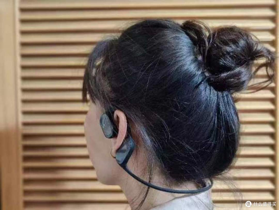 气传导耳机泥炭RunFree,不入耳不漏音,音质媲美有线耳机