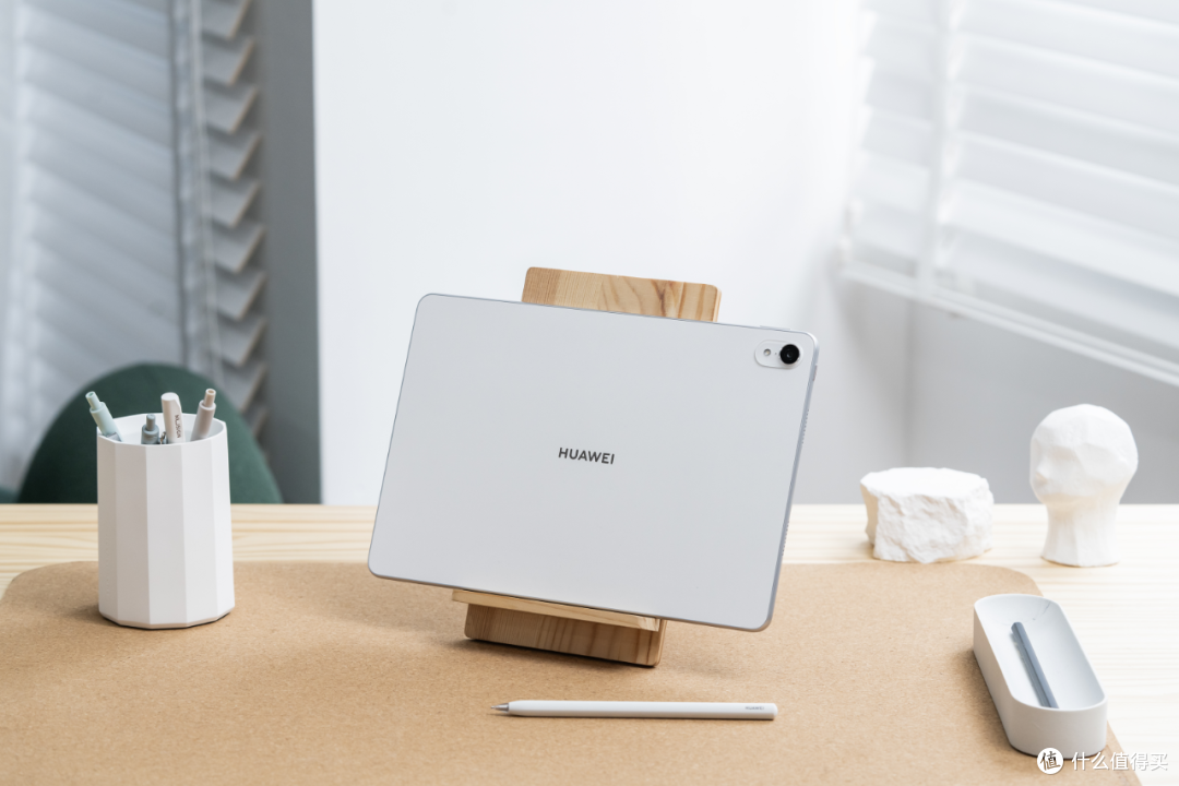 华为MatePad Air测评:“Air”级纤巧机身,PC级办公体验!