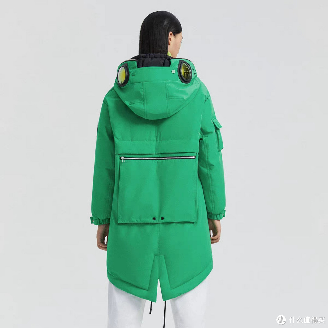 波司登反季清仓！女士长款羽绒服充绒量200g只要399元！618就到这里买~