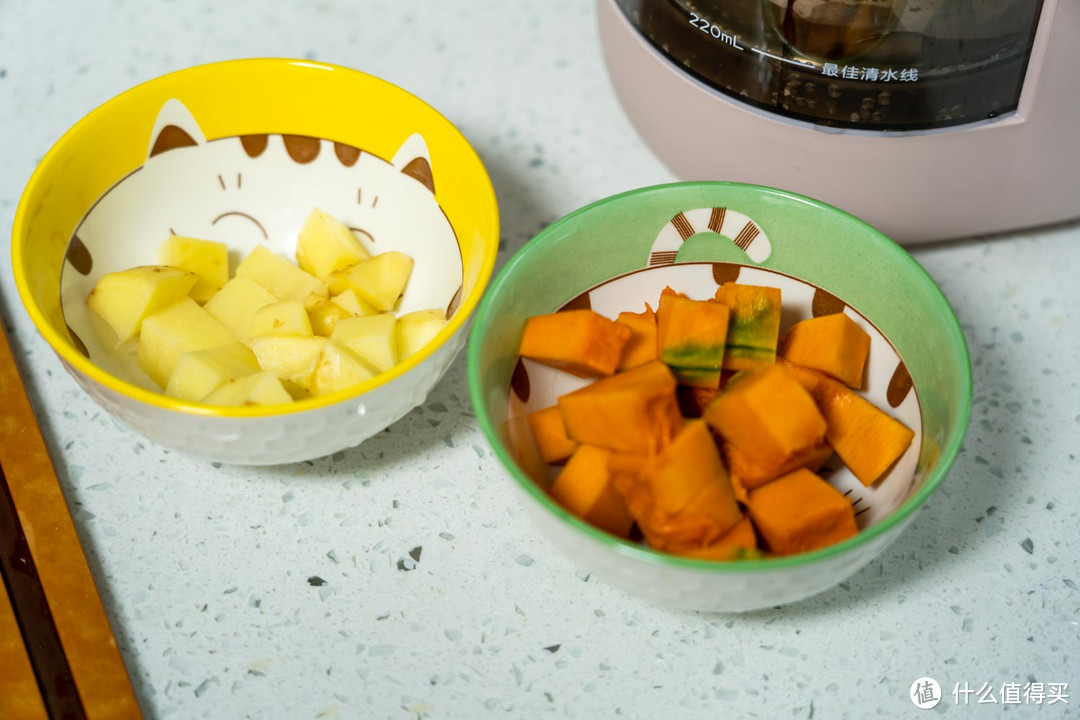 蓝宝辅食机评测：有营养又好吃，宝宝秒变干饭娃