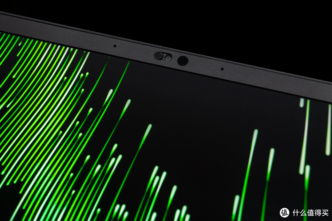 Razer Blade 16 2023 评测：身形最优雅，mini-LED 双模显示器，顶级游戏性能的电竞笔电