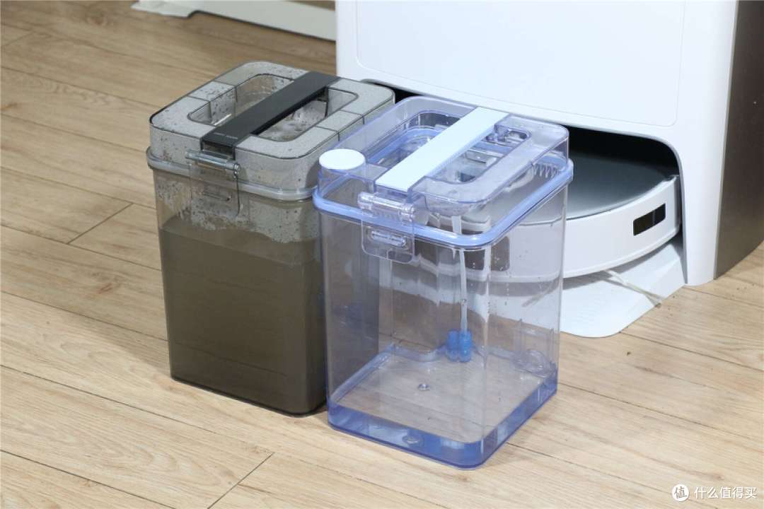 55°热水洗拖布 中国家庭地面清洁新突破 科沃斯 T20 扫拖一体机器人全方位体验