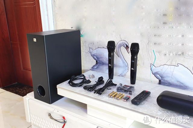 客厅音效堪比KTV？体验JBL KTV 350回音壁，说说我遇到的3个问题