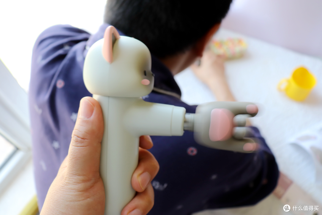 可装在口袋里的按摩器——贴贴猫按摩仪