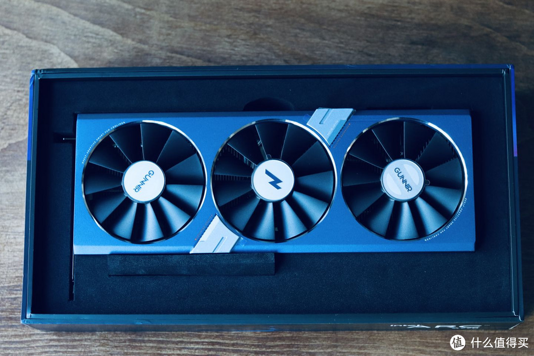 英特尔蓝戟arc 770显卡开箱评测