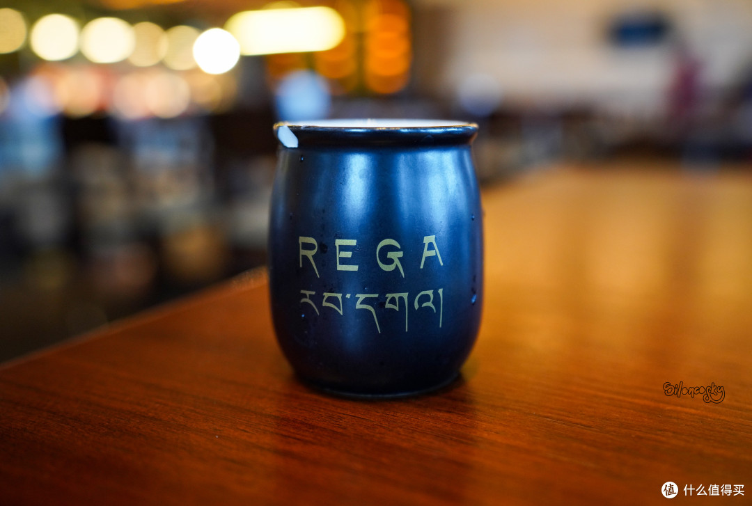 雅鲁藏布江畔的桃花点点：林芝工布庄园希尔顿酒店 - 热嘎西餐厅+猎味中餐厅体验