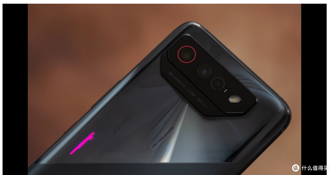 华硕 ROG Phone 7 评测:无风扇,但稳定度逾 98% 的凶猛电竞手机