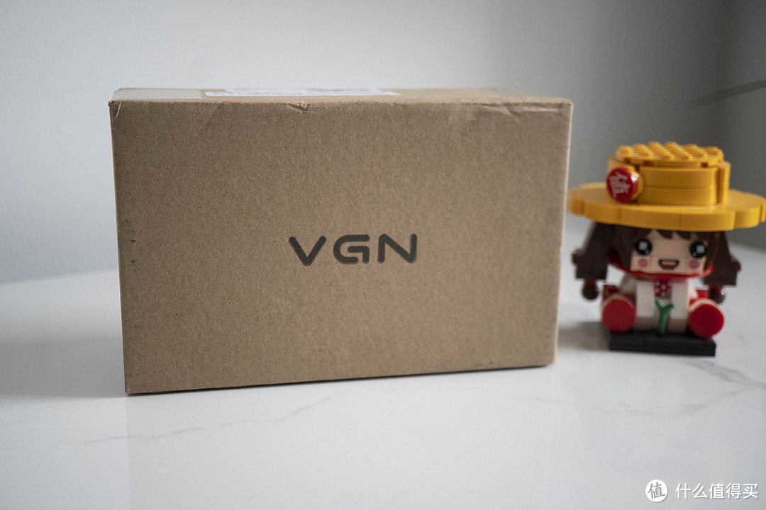 等了十天，VGN 蜻蜓F1 Pro Max鼠标终于到货，简单开箱！ 